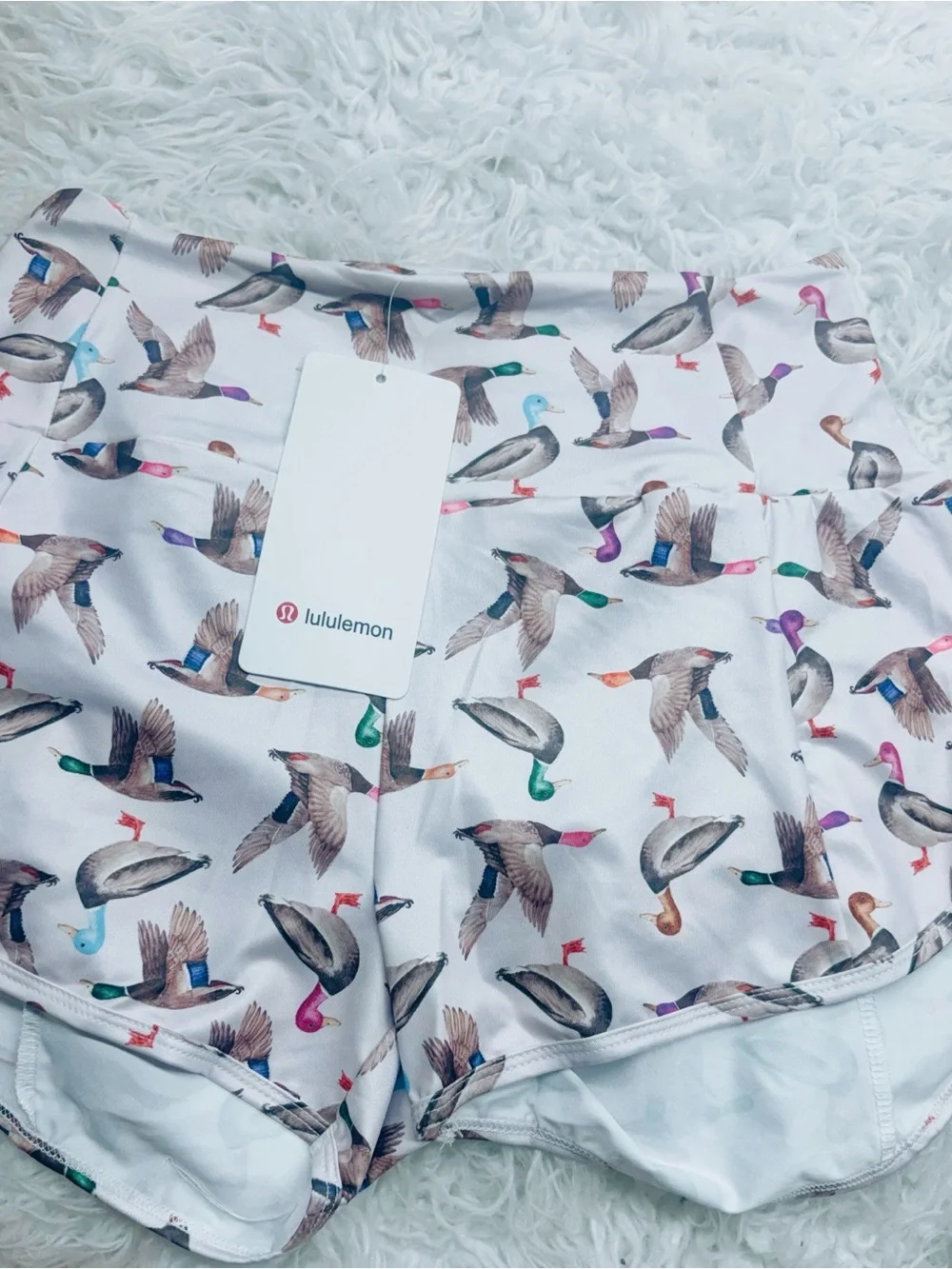 lululemon athletica White Flying Duck Print Women’s Shorts